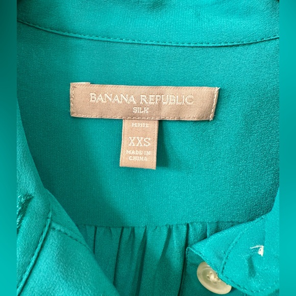 Banana Republic Silk Utility Blouse - Picture 2 of 3